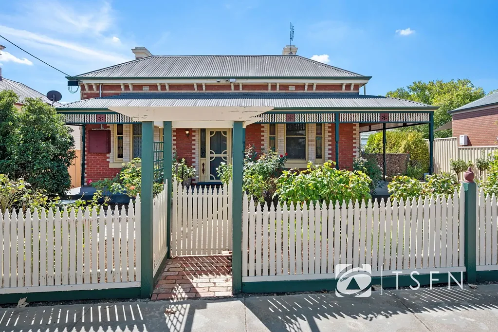5 DENHAM STREET, Eaglehawk, VIC 3556