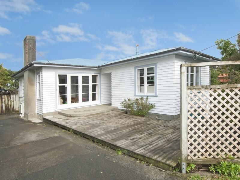 175 Miromiro Road, Normandale, Lower Hutt, 2 chambres, 1 salles de bain