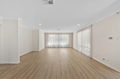 9 Plover Way, Kingsley, WA 6026, 5房, 2浴, House