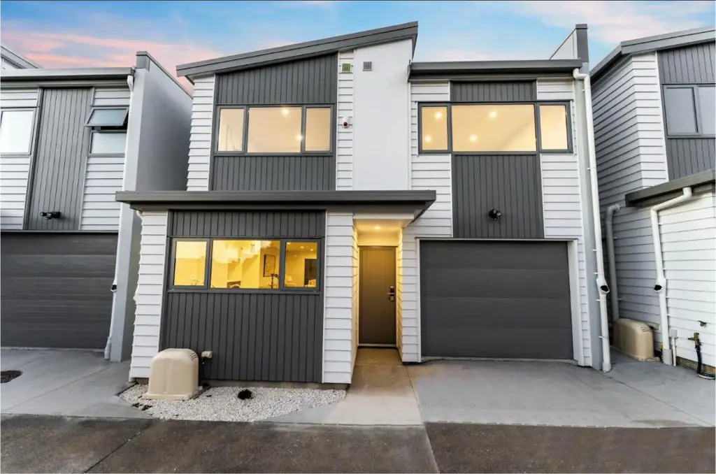 79B Farringdon Street, Glen Innes, Auckland City, Auckland