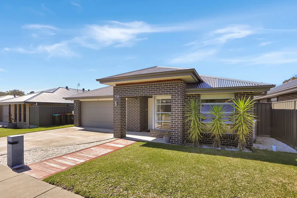 Karuah 4Kwarto Impressive Domaine Home in Popular Ironbark Estate