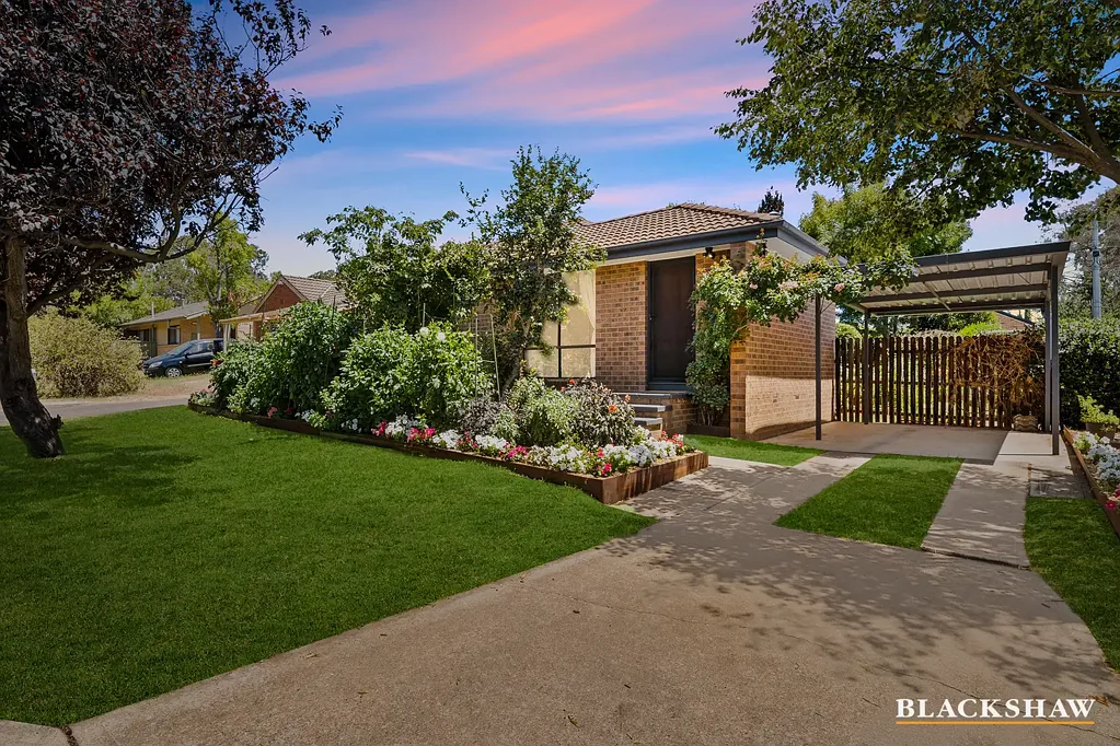 23 Bungonia Street, Narrabundah, ACT 2604