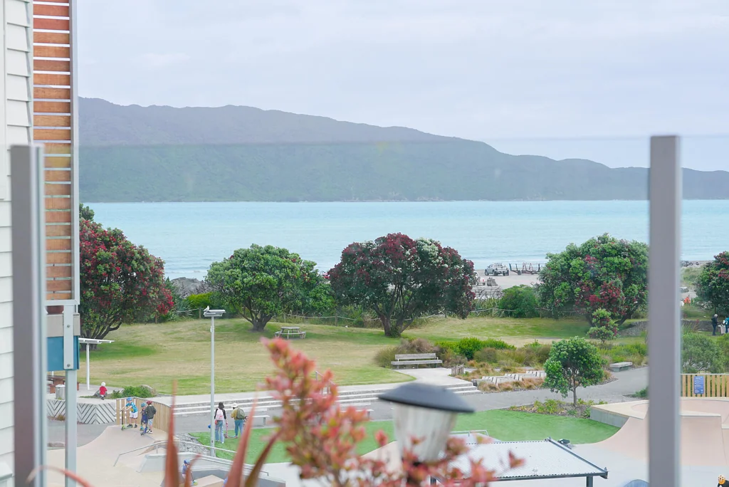 Paraparaumu Beach 3Zimmer Elevated Coastal Living at The Pier