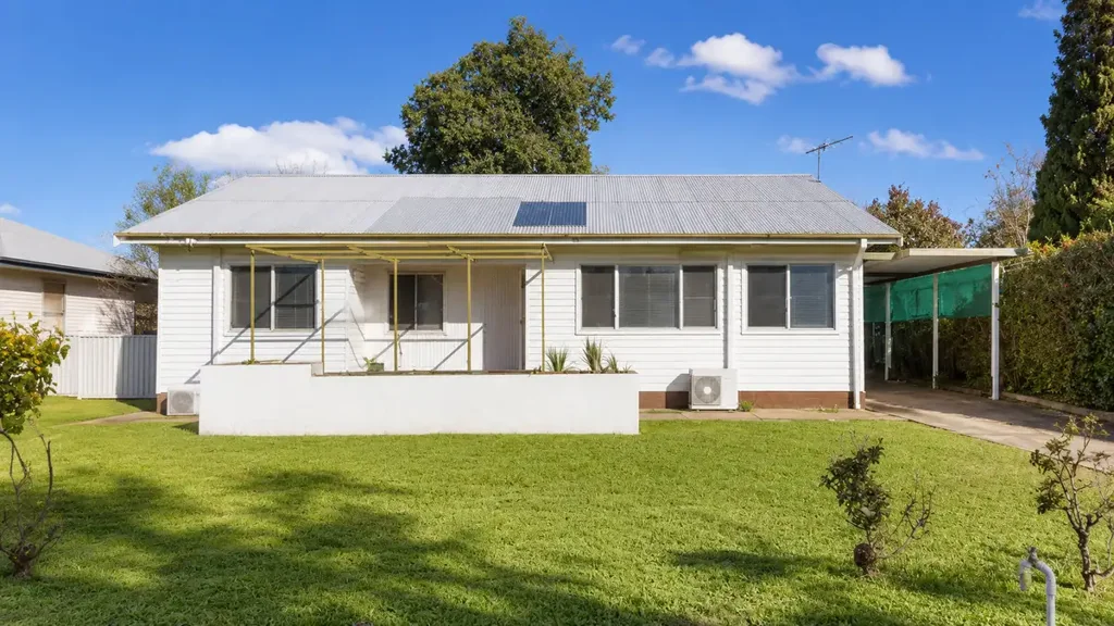 RECENTLY RENOVATED 4 BEDROOM WITH LARGE SHED
