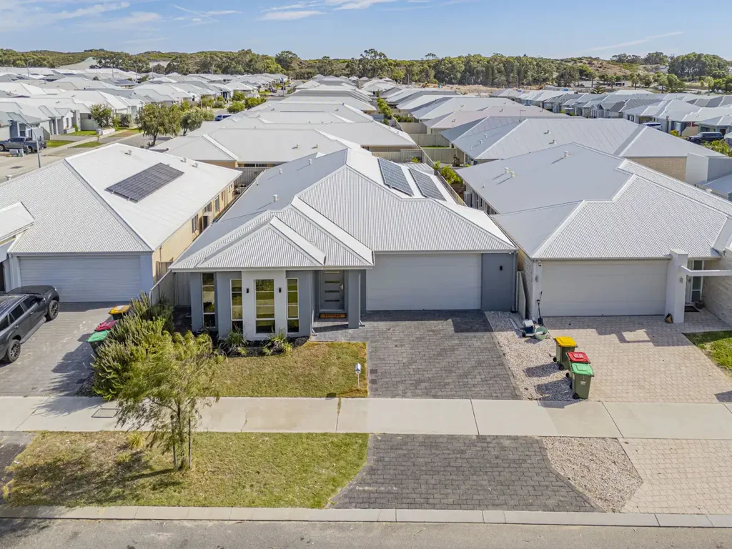 9 Parkside Street, Yanchep, WA 6035
