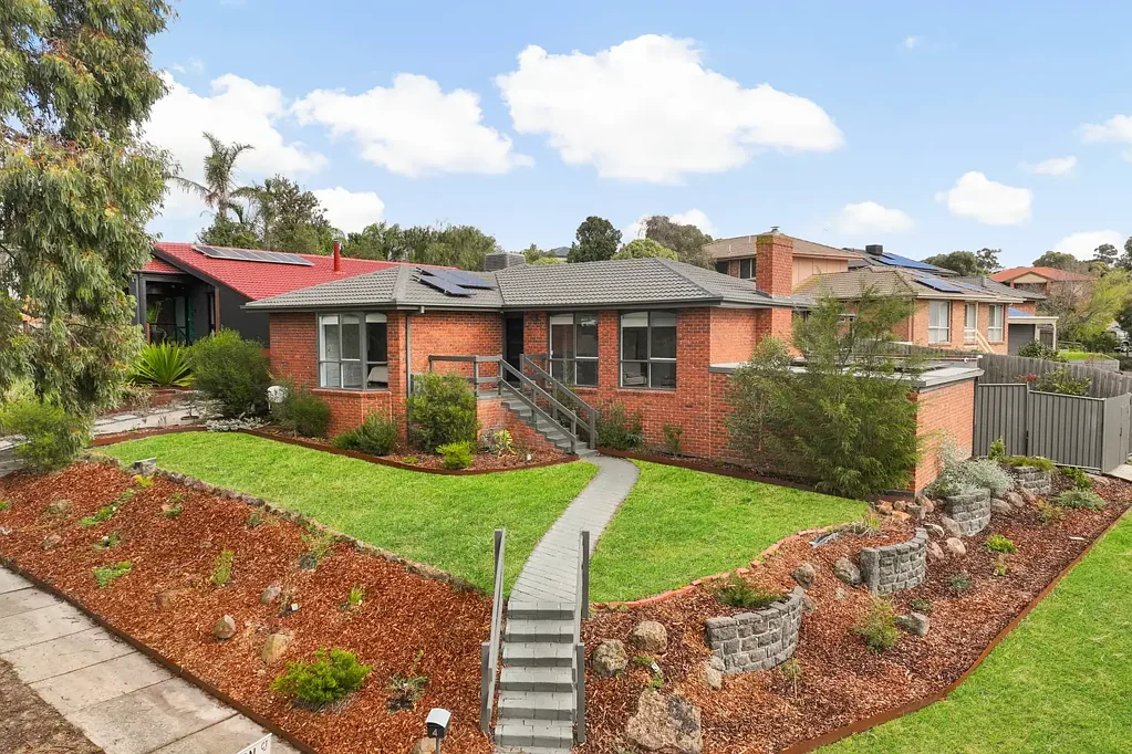 Sunbury 3Habitaciones Elevated Family Excellence in Peaceful Pocket
