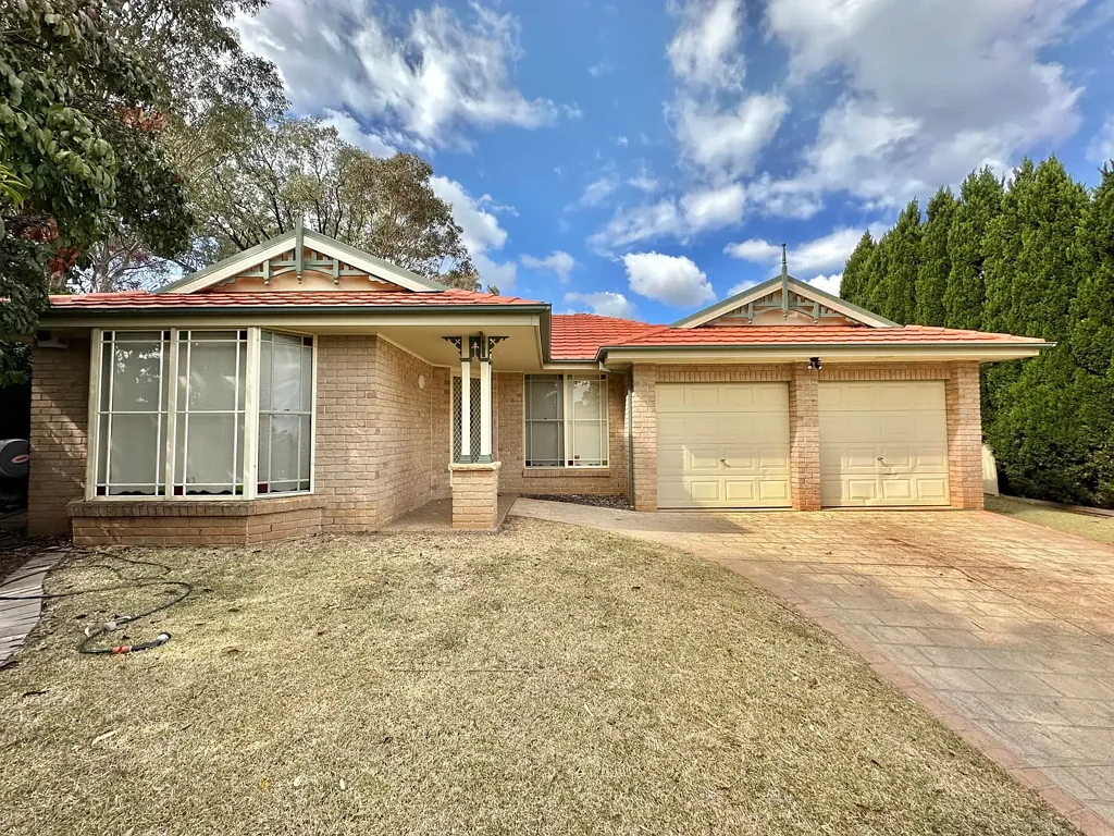 Spacious Family Home!