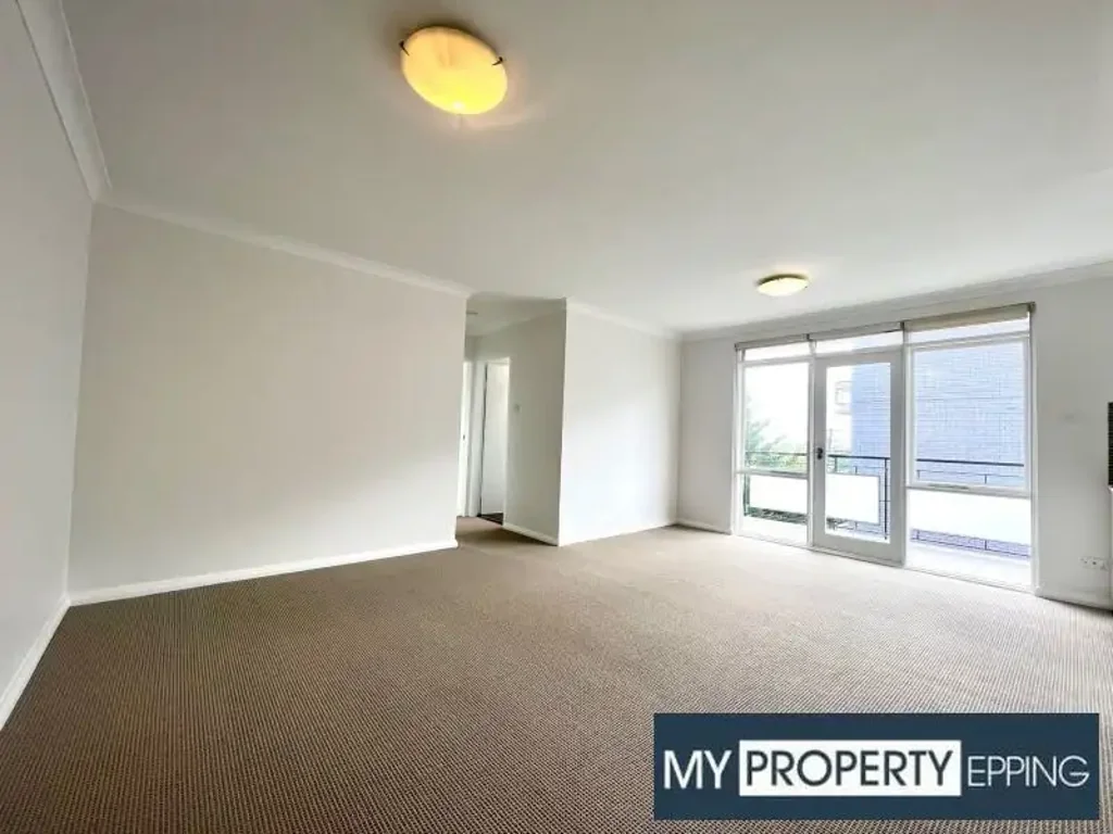 RENOVATED SPACIOUS APARTMENT IN POPULAR LOCALE