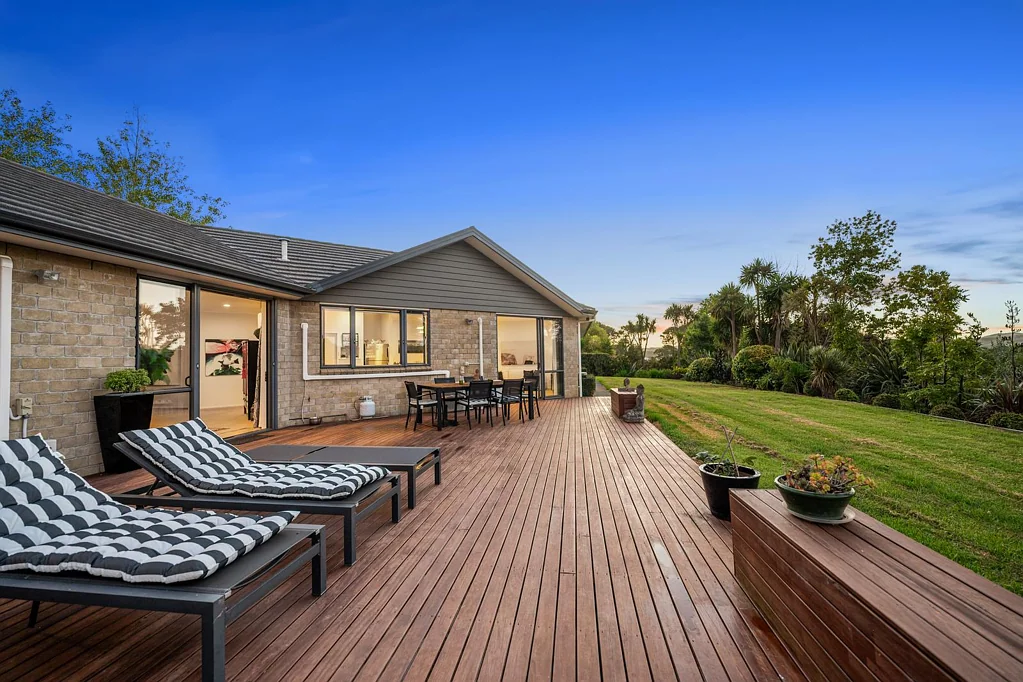 Riverhead 4Phòng ngủ Lifestyle Options! Separate Studio + Shed