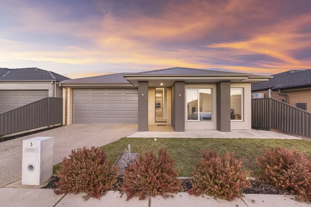 5 Gribble Street, Lucas, VIC 3350
