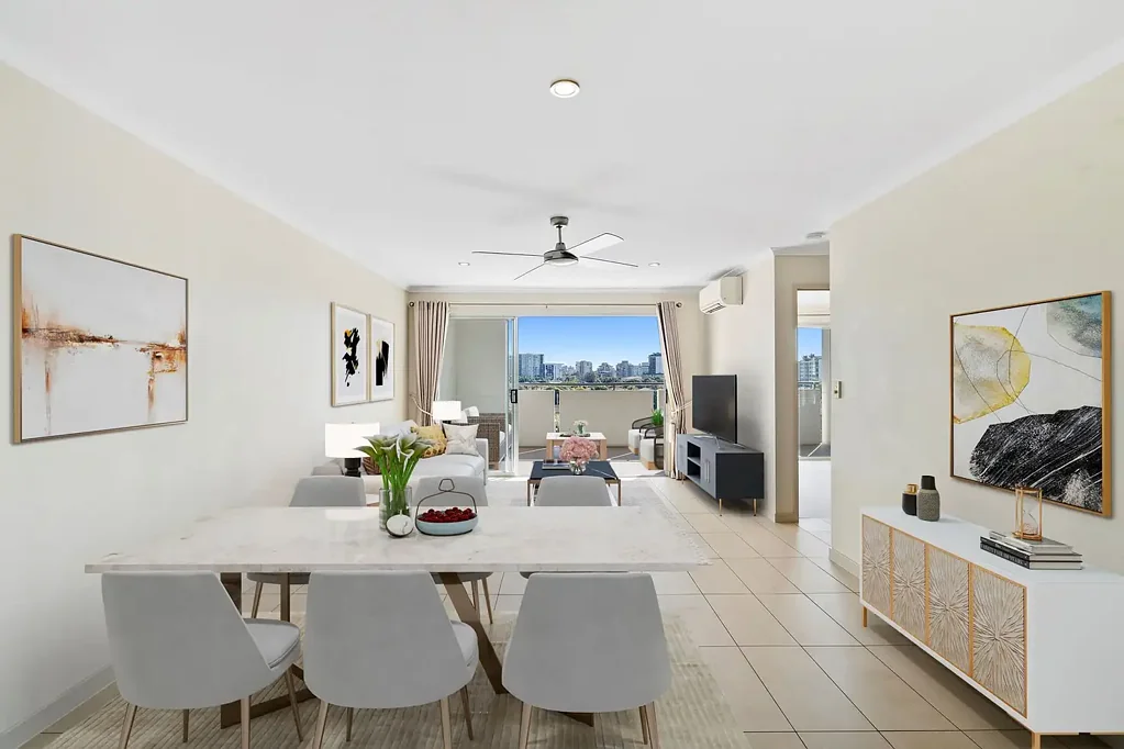 Spacious Modern Apartment in a Fantastic Location!