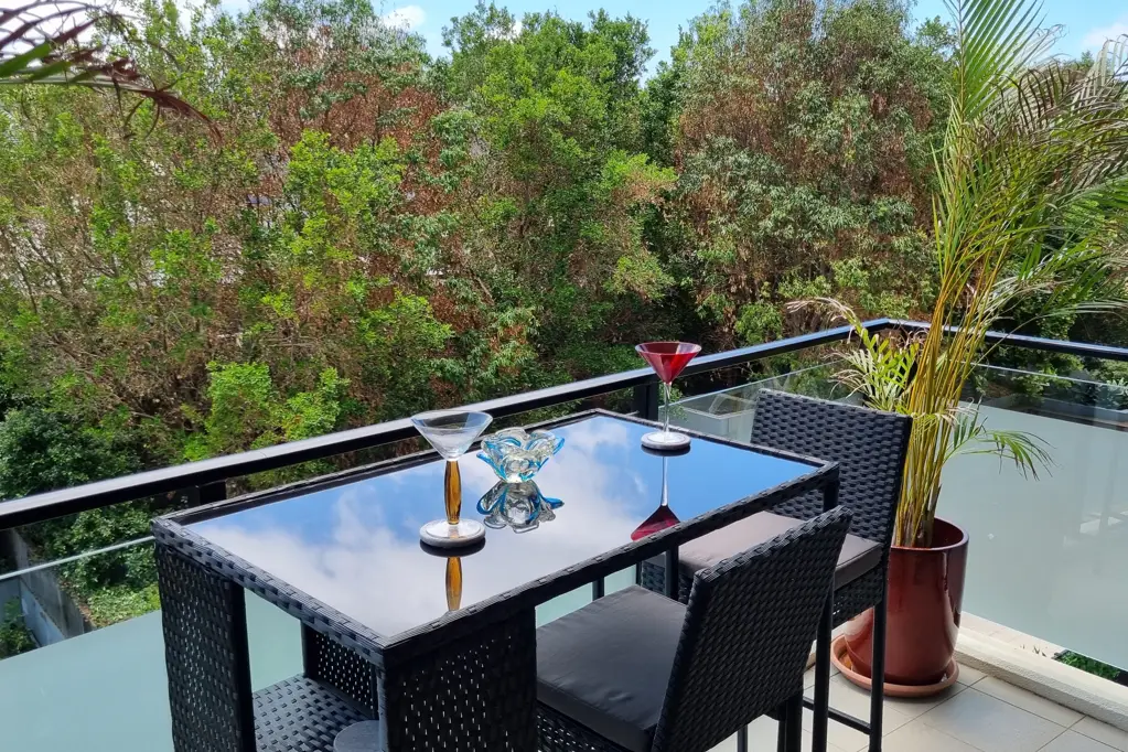 Campsie 1ห้องนอน Private leafy outlook with study room in Clempton Park Village