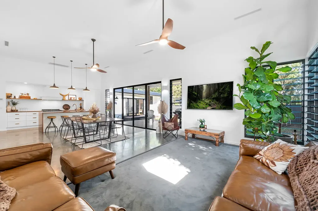 Shoalhaven Heads 5 Bedroom Sophisticated Coastal Living in a Custom-Built Masterpiece