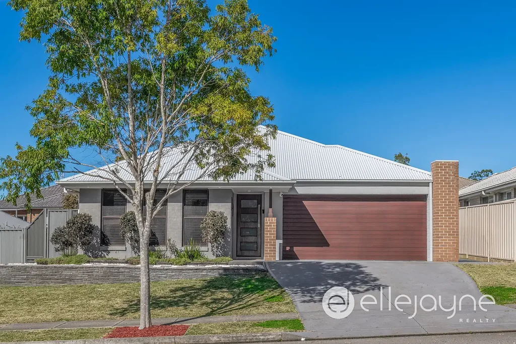 Bonnells Bay 4 Bedroom STYLISH FOUR-BEDROOM MCDONALD JONES HOME WITH SIDE ACCESS AND GREAT SHED – BONNELLS BAY