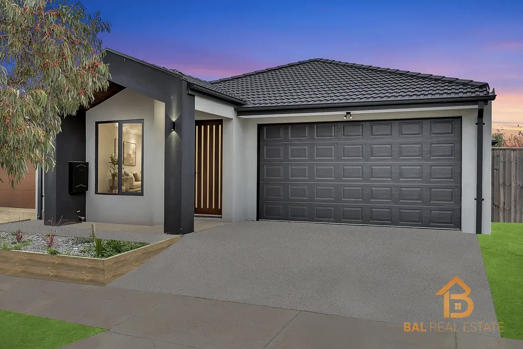 18 Blackscroft Road, Thornhill Park, VIC 3335