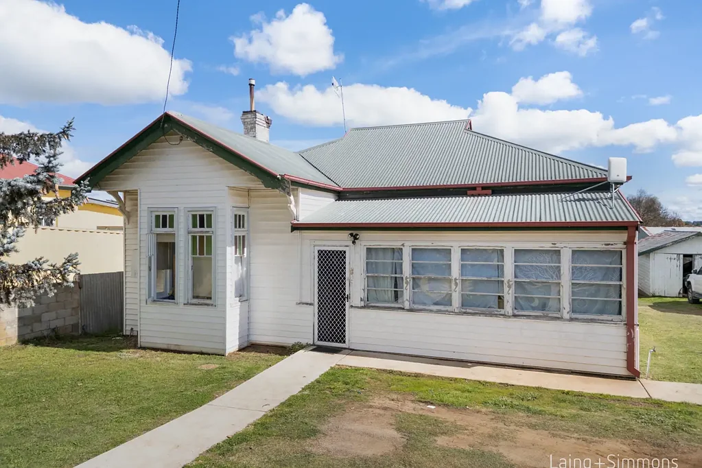 188 Bradley Street, Guyra, NSW 2365