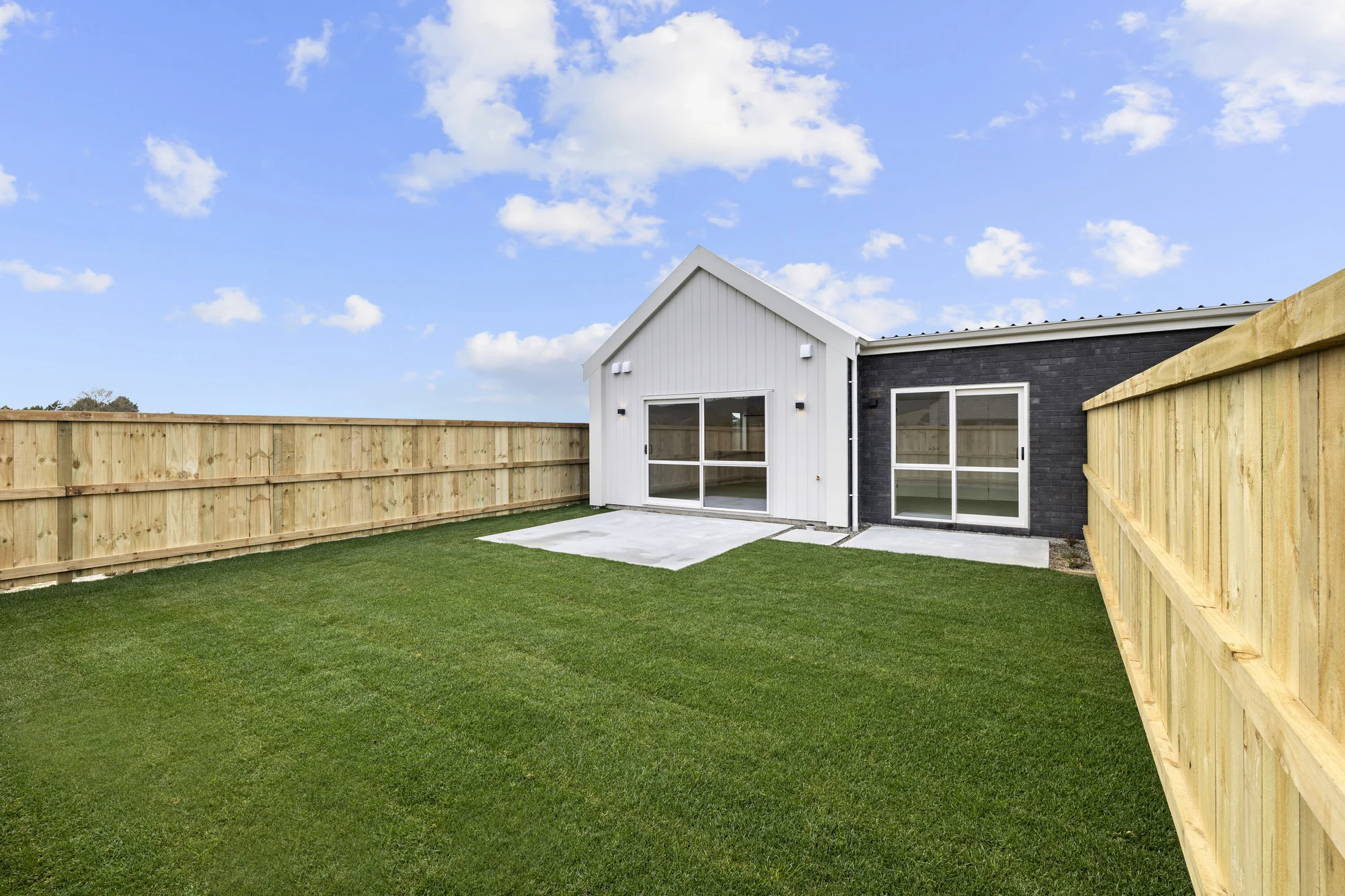 Ngaruawahia 2Kwarto Contemporary Comfort, Low-Maintenance Living
