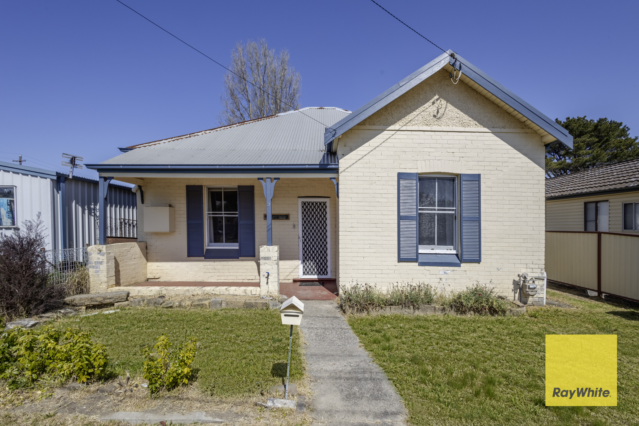 2 BURTON ST, LITHGOW NSW 2790, 0 rūma, 0 rūma horoi, House