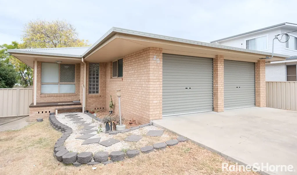Inverell 4Moenga Well-Designed Family Home