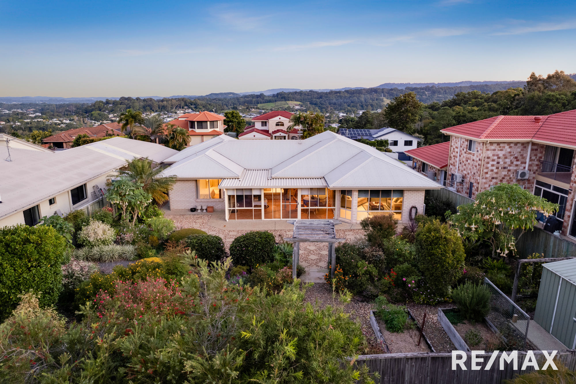 22 ALBATROSS AV, NAMBOUR QLD 4560, 0 habitaciones, 0 baños, House