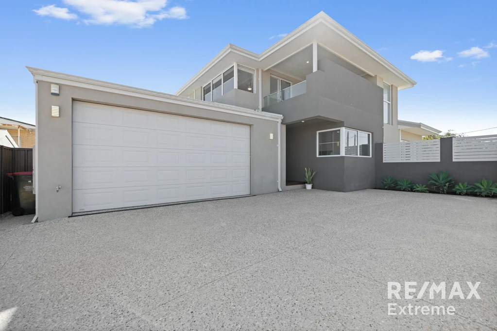 74b Ocean Drive, Quinns Rocks, WA 6030