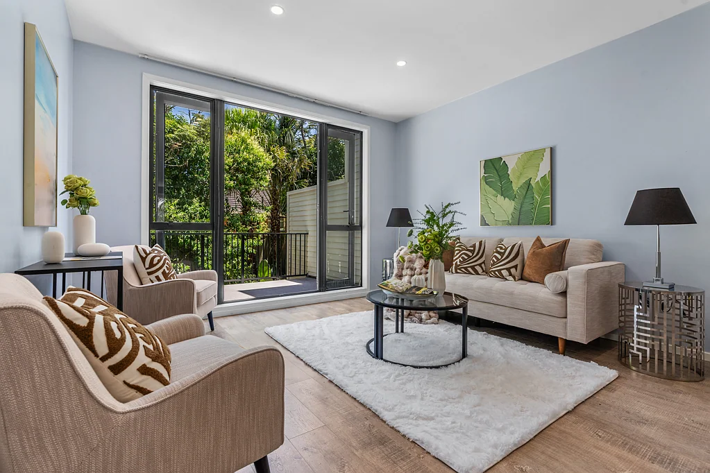 Mount Albert 3 Slaapkamer Prime location, endless convenience