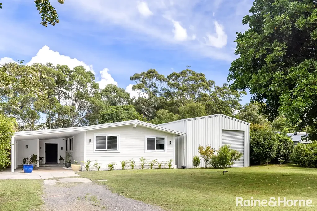 5 Tilligerry Track, Tanilba Bay, NSW 2319