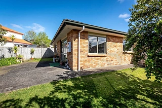 19 Ballymore Drive, Pinehill, North Shore City