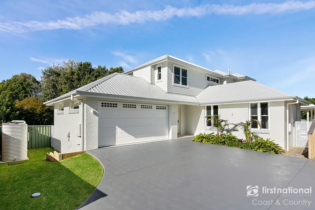 Shoalhaven Heads 4 Bedroom Stylish New Build Offering the Ultimate Coastal Lifestyle
