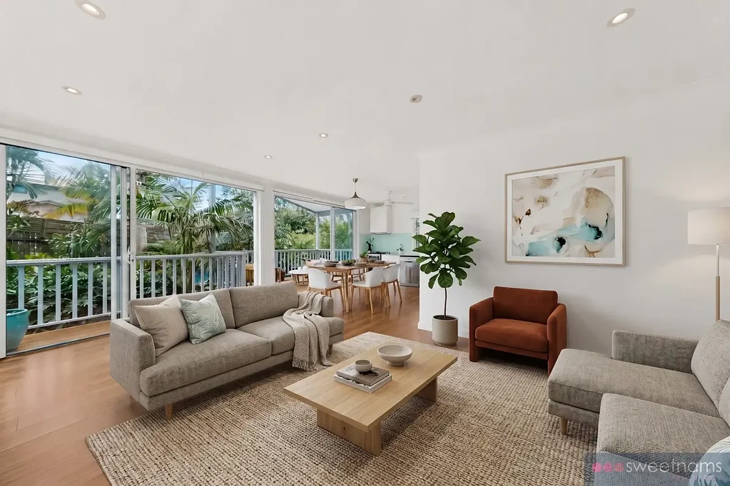 North Balgowlah 7房 宽敞七卧 867平米地块 死胡同安静 朝北泳池花园 独立入口 多代同堂理想 Spacious Family Living.  4 Bedroom Home + In-Law