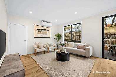 4/5 Parry Street, Croydon, VIC 3136, 3房, 2浴, House