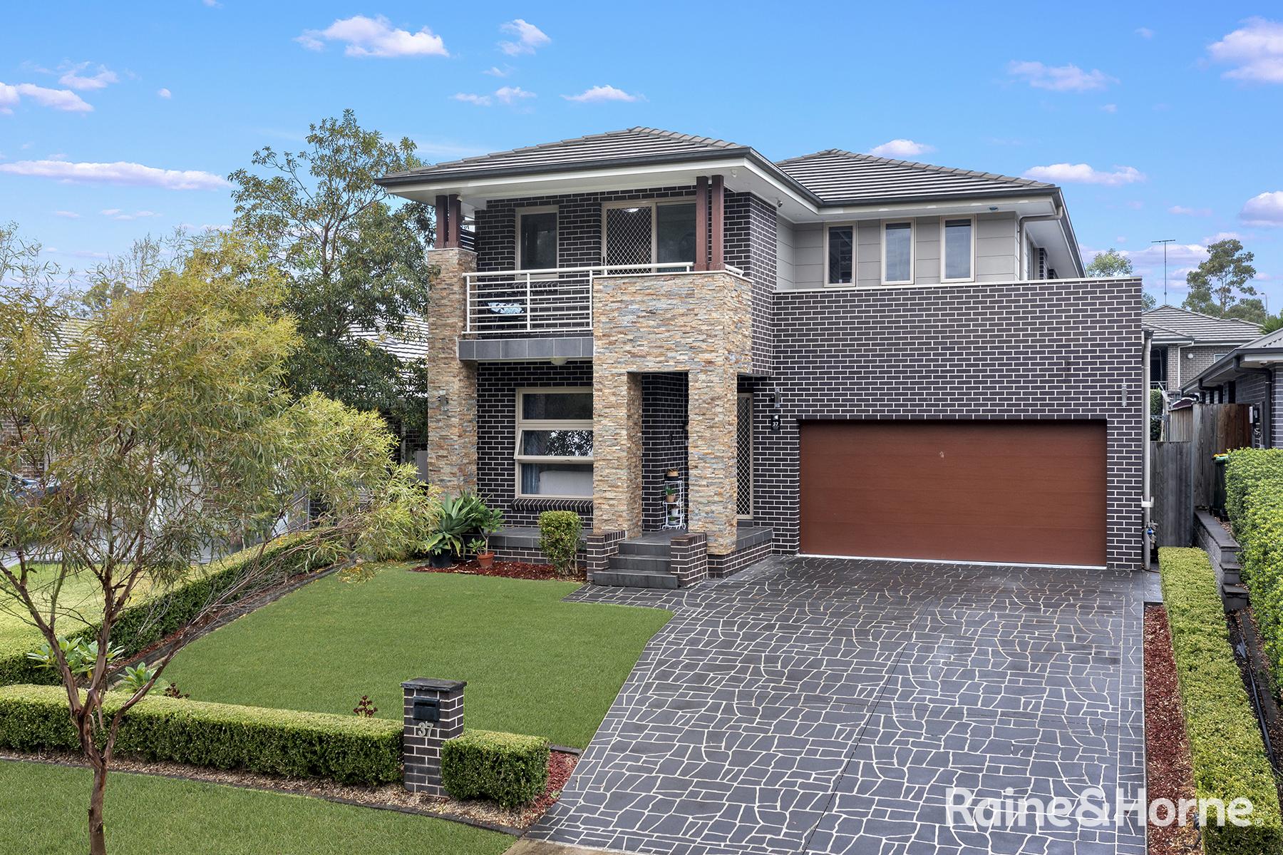 37 CARTWRIGHT CR, BRADBURY NSW 2560, 0部屋, 0バスルーム, House