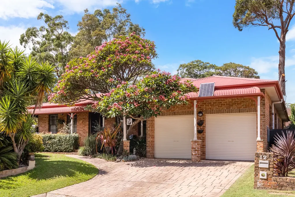 12 Nicolson Circuit, Menai, NSW 2234