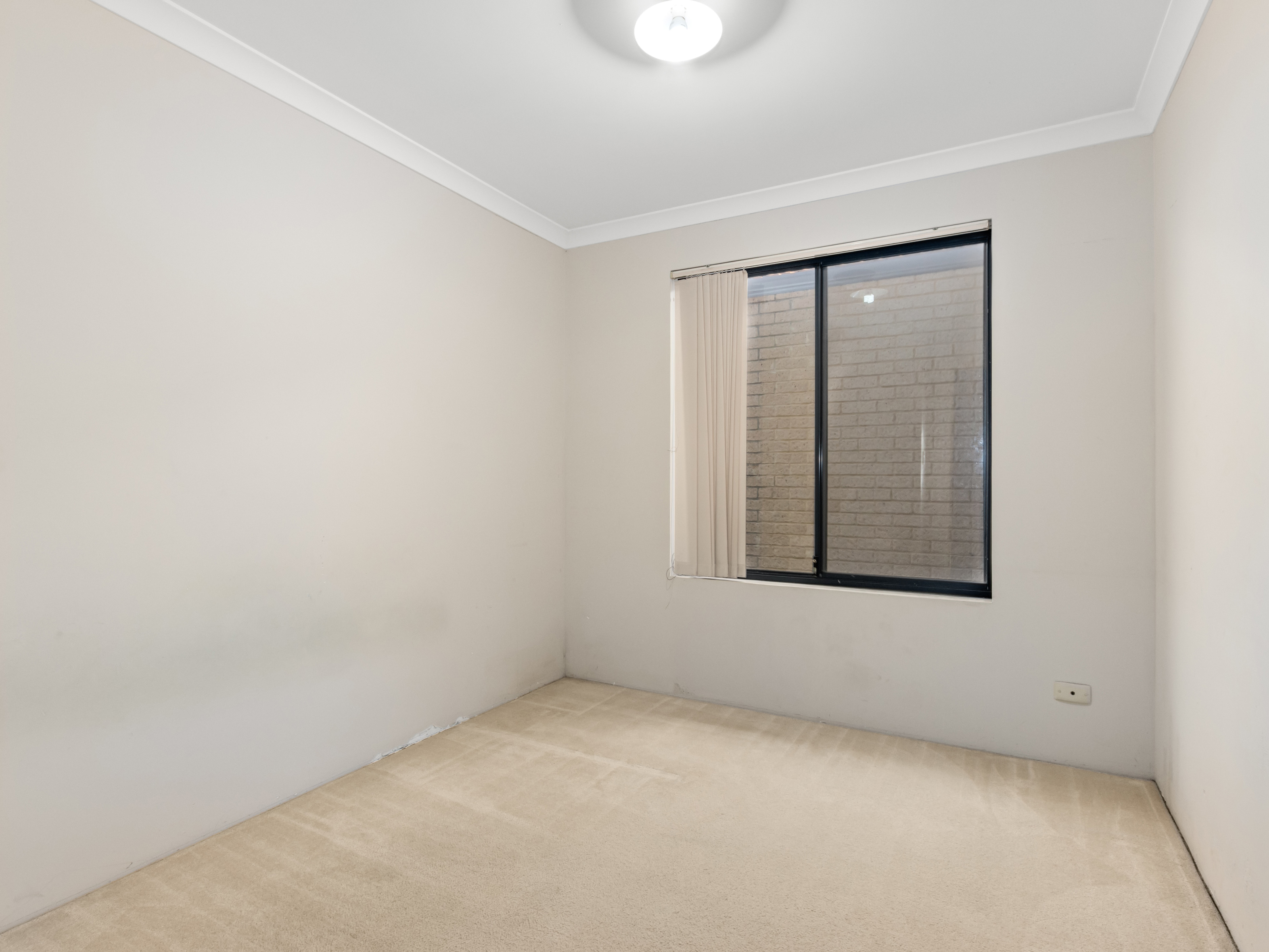 UNIT 4 10-12 JAMES ST, CANNINGTON WA 6107, 0 침실, 0 욕실, House