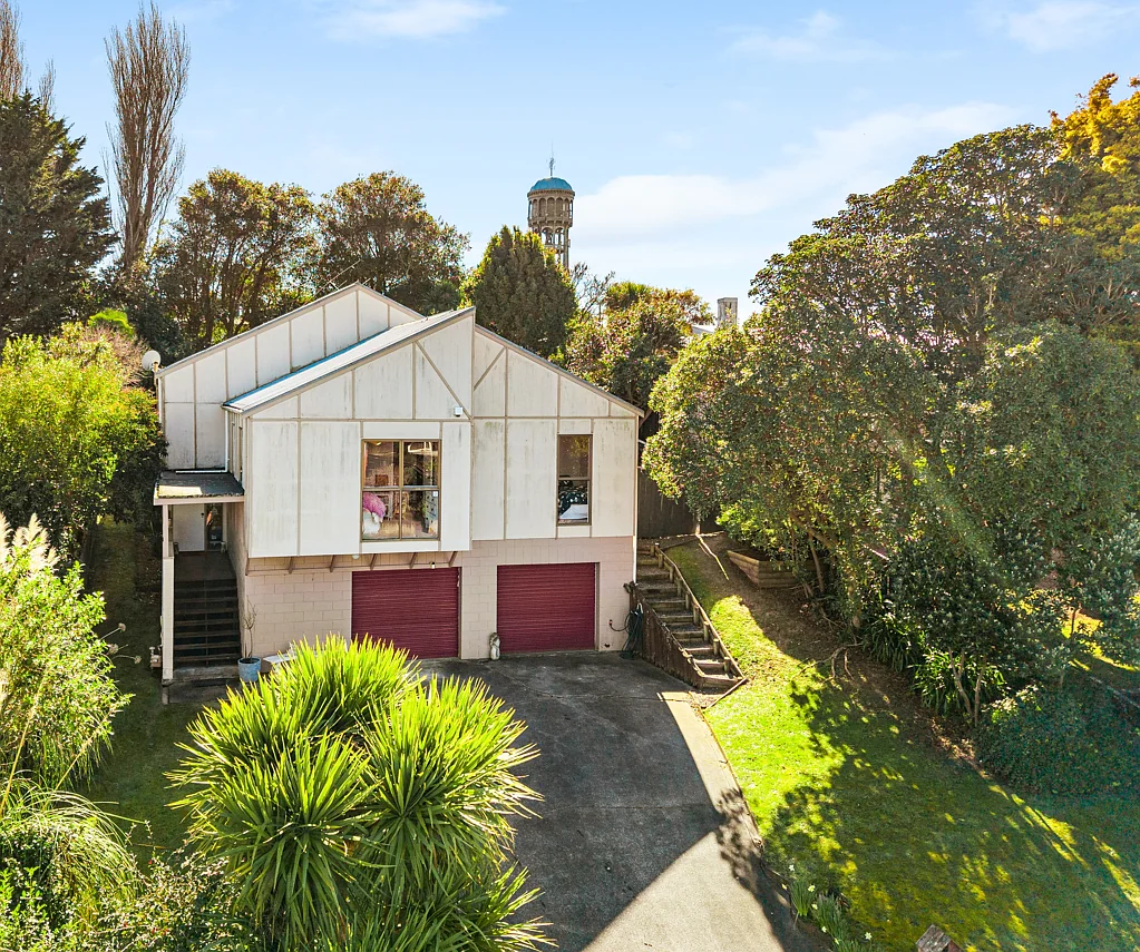 Bastia Hill 3房  Priced to sell
