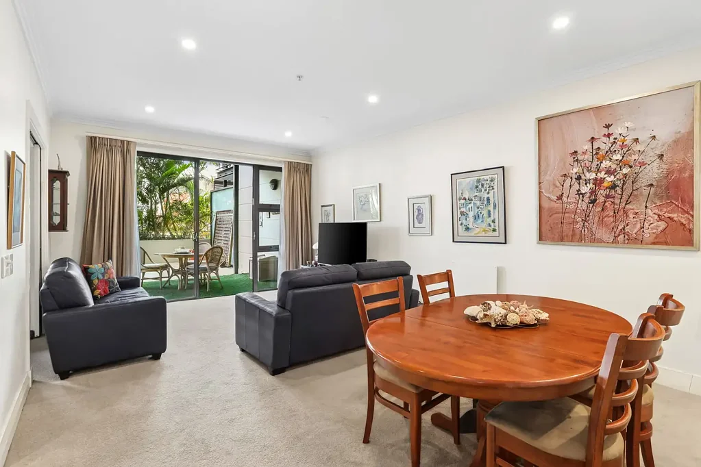 Bondi 2部屋 North East Facing Garden Apartment in Luxury Over 55's Complex