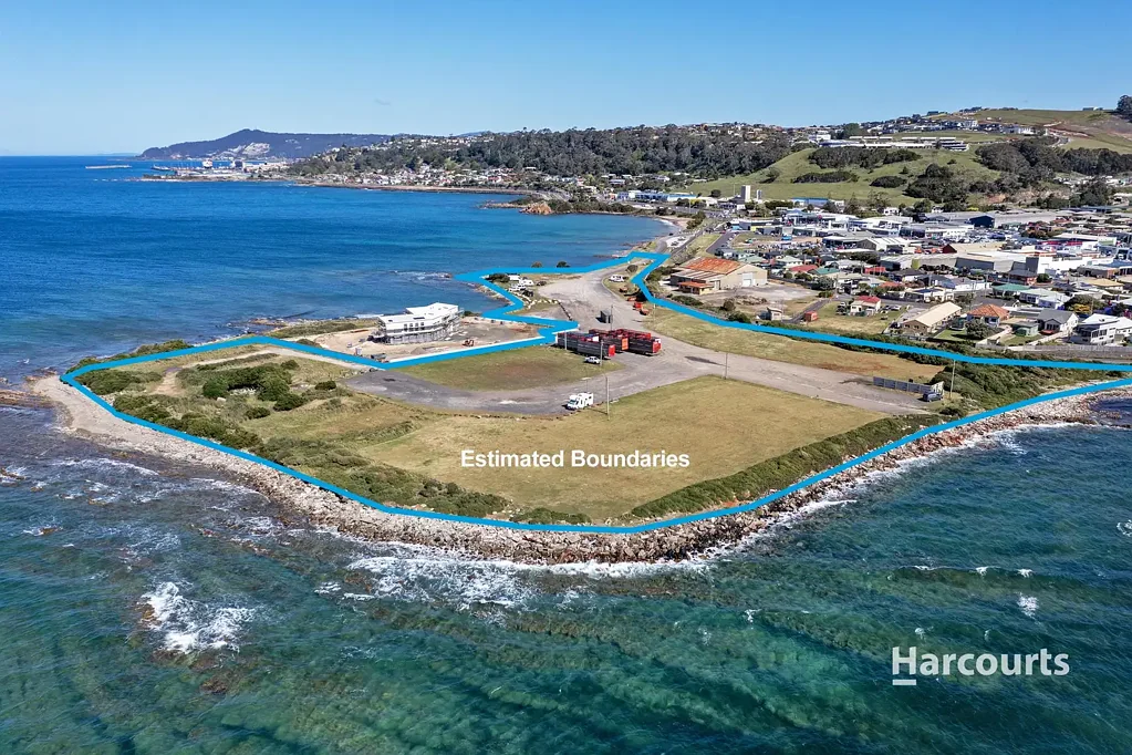 Cooee Stunning Waterfront Opportunity