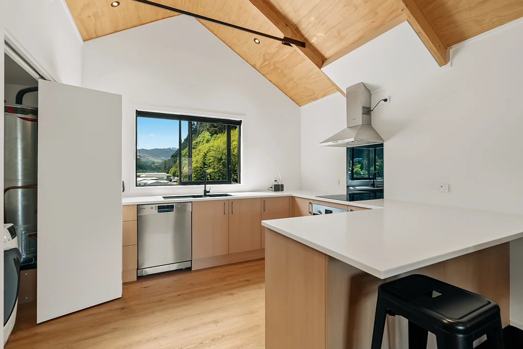 Queenstown 3 Bedroom Flexible Investment with 365-Day VA Consent