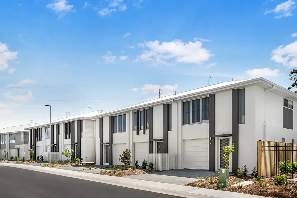 Luxury 3 Bdm Townhouse