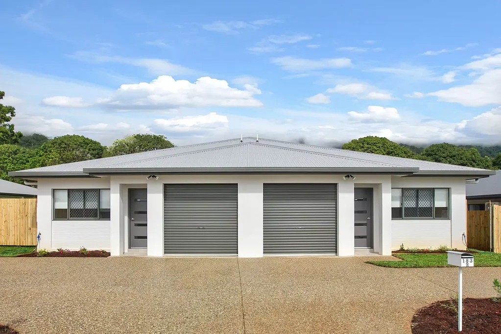 2/183 Isabella Road, Edmonton, QLD 4869