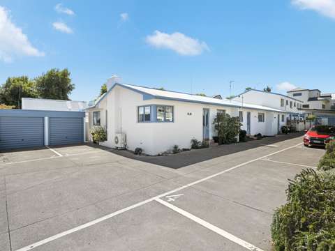 Hamilton East 2房  Stylish And Prime Location