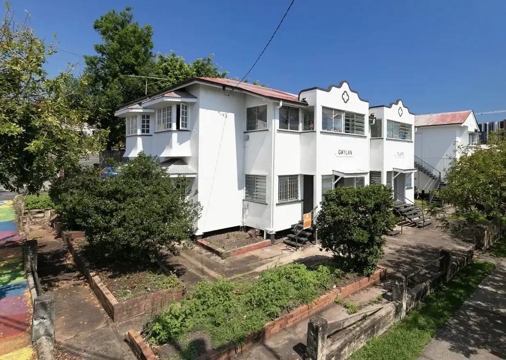 DISCOUNTED RENT OF $465 UNTIL 21.10.2025