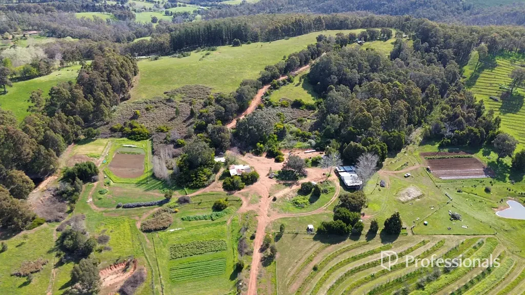 Balingup Cockatoo Ridge Organic Farm, Upper Balingup
