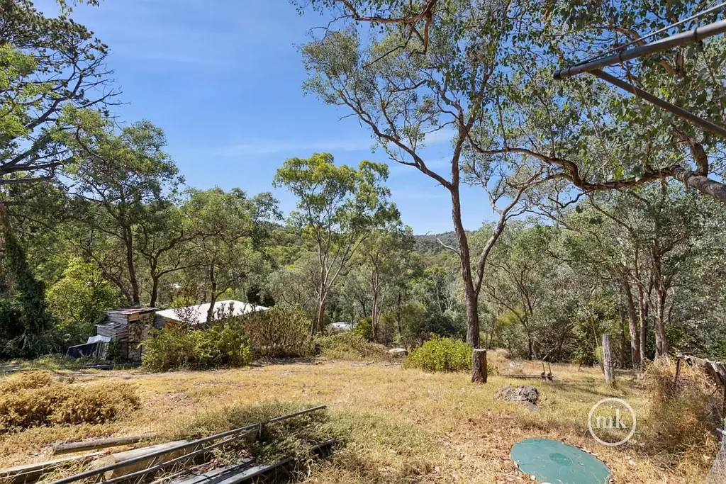 North Warrandyte Charming Cottage with Endless Potential