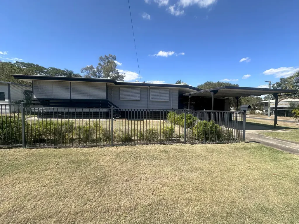 36 Beresford Crescent, Dysart, QLD 4745
