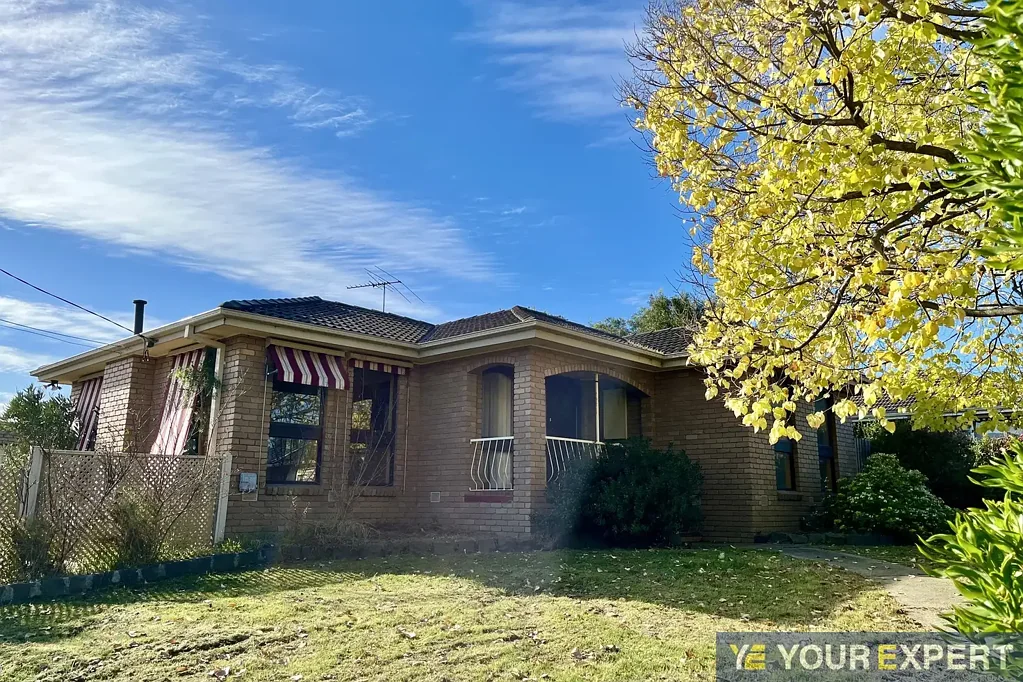 Specious Home at Central Location