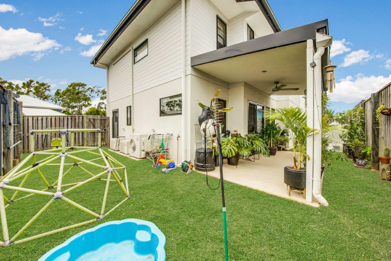 1 WEDGETAIL RD, CLINTON QLD 4680, 0房, 0浴, Townhouse