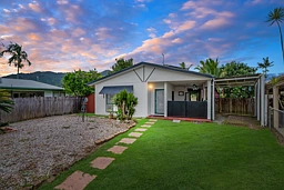 12 Glenrowan Street, White Rock