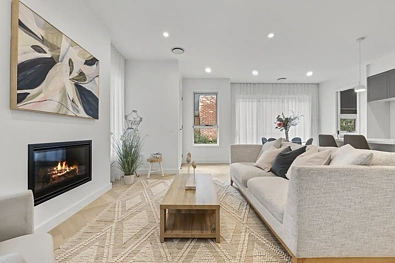 2/8 Bird Street, Eltham, VIC 3095, 3 Bedrooms, 2 Bathrooms, Townhouse