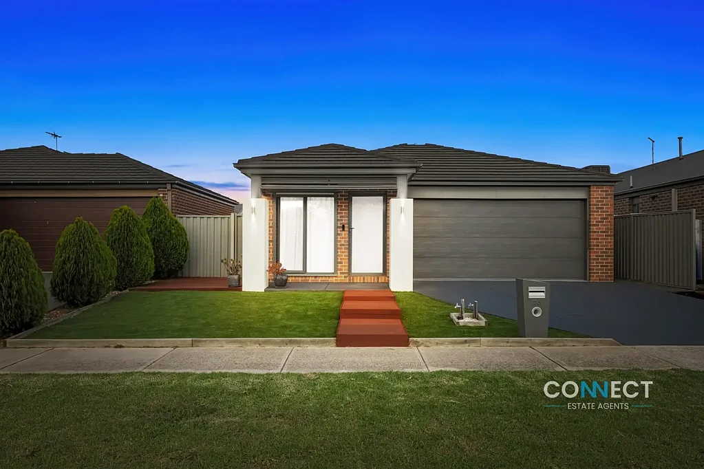 25 Macpherson Circuit, Cranbourne East, VIC 3977